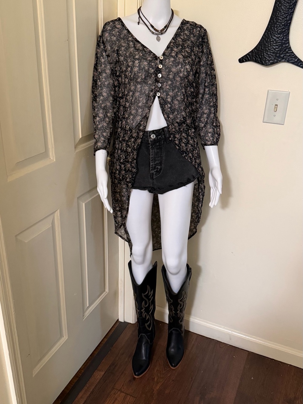 Maurices Black Floral Button-Front Blouse